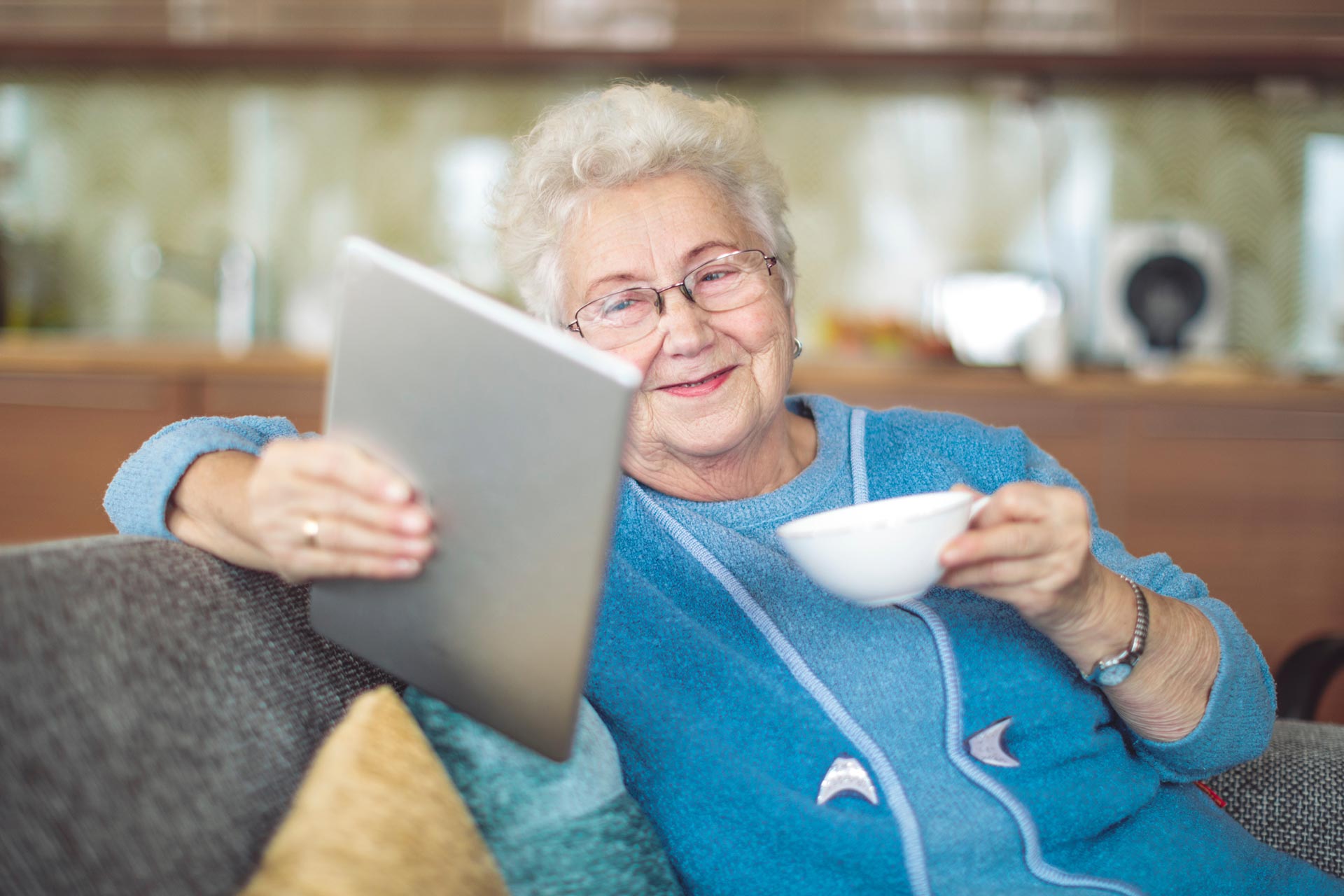18 Activity Ideas for Elderly Loved Ones 