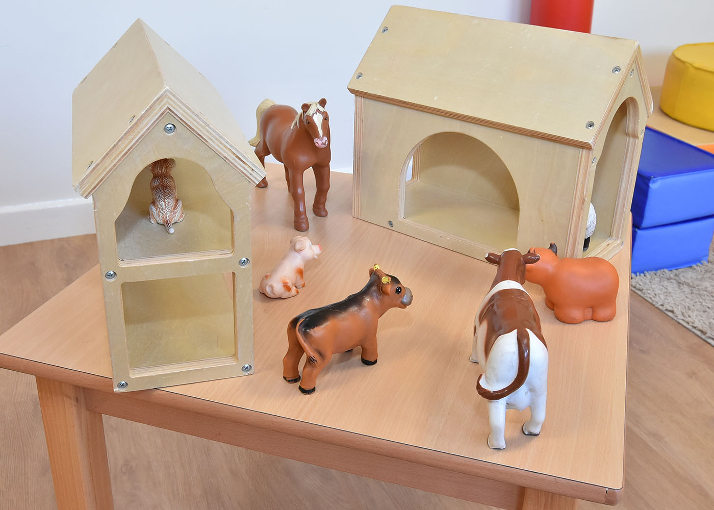 Describe It and Find It - Growing Readers