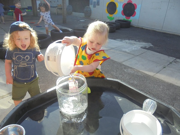 Bright Horizons Broadgreen waterplay buckets