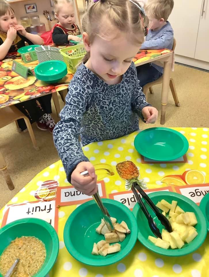 Leeds Nursery Children Enjoy Exploring Variety of Fruits | Bright Horizons