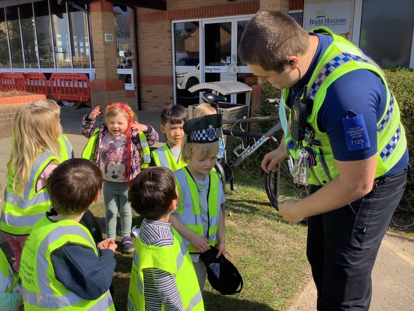 Bournemouth nursery children treated to police visit