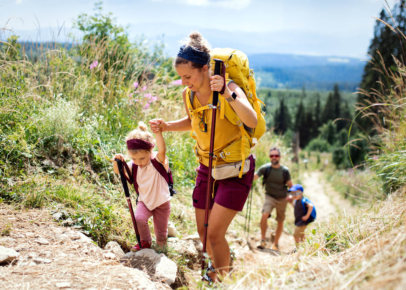 Summer Holiday: 10 Essentials to Pack for Your Toddler 