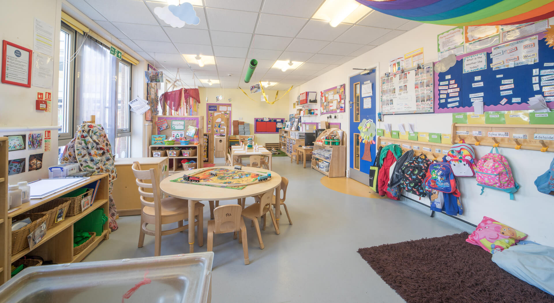 Super Stars Nursery Pre-School - Farnworth / Bolton Childcare