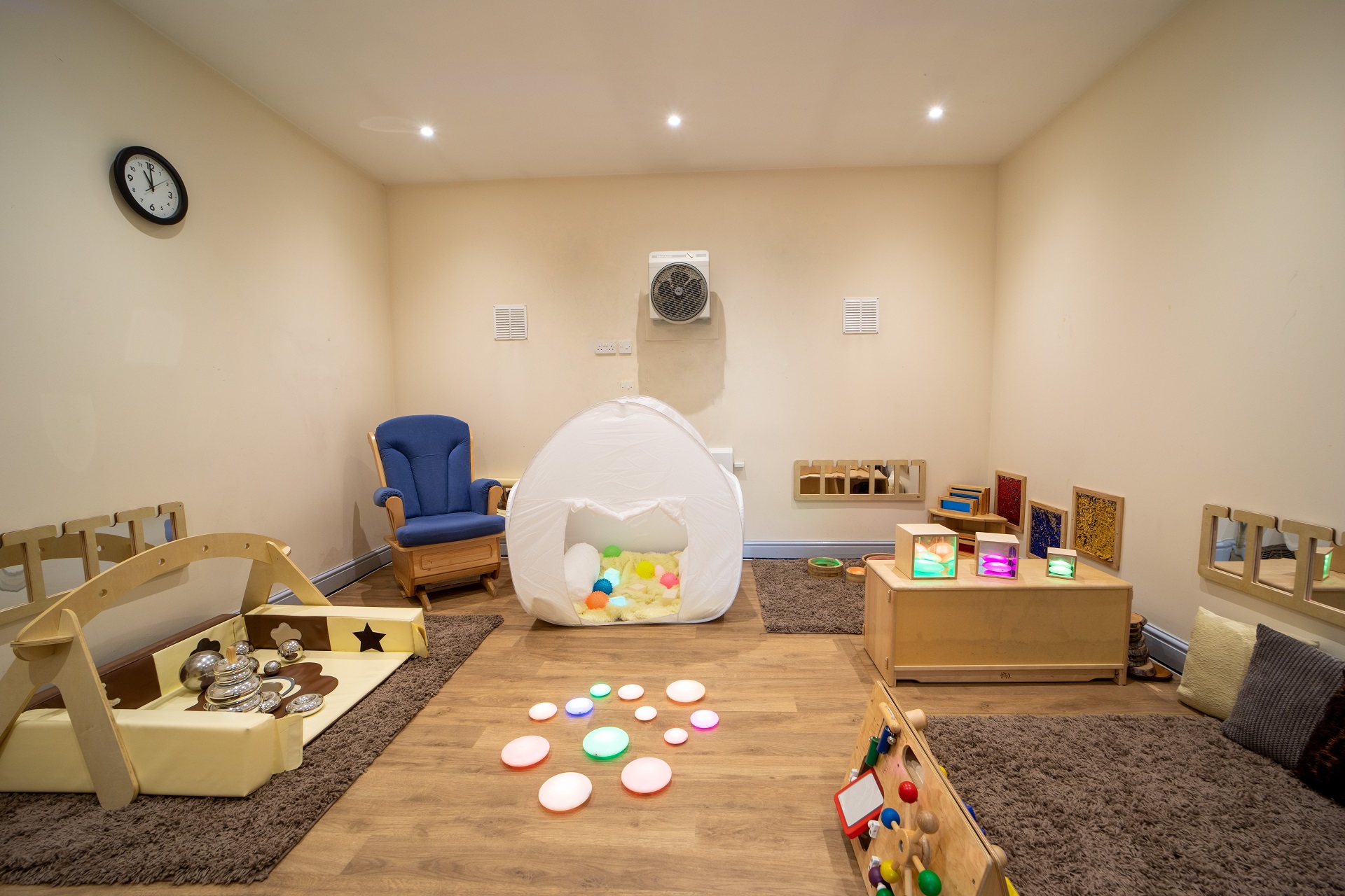 New Southgate Nursery images Sensory Room