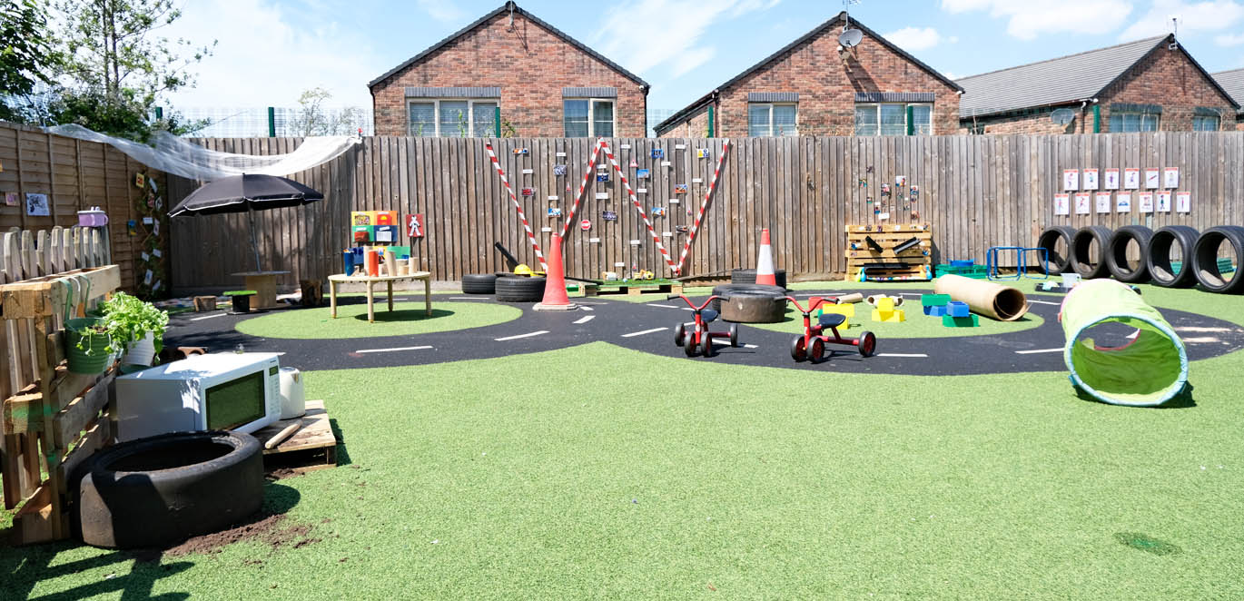 Astley Day Nursery and Preschool - Garden