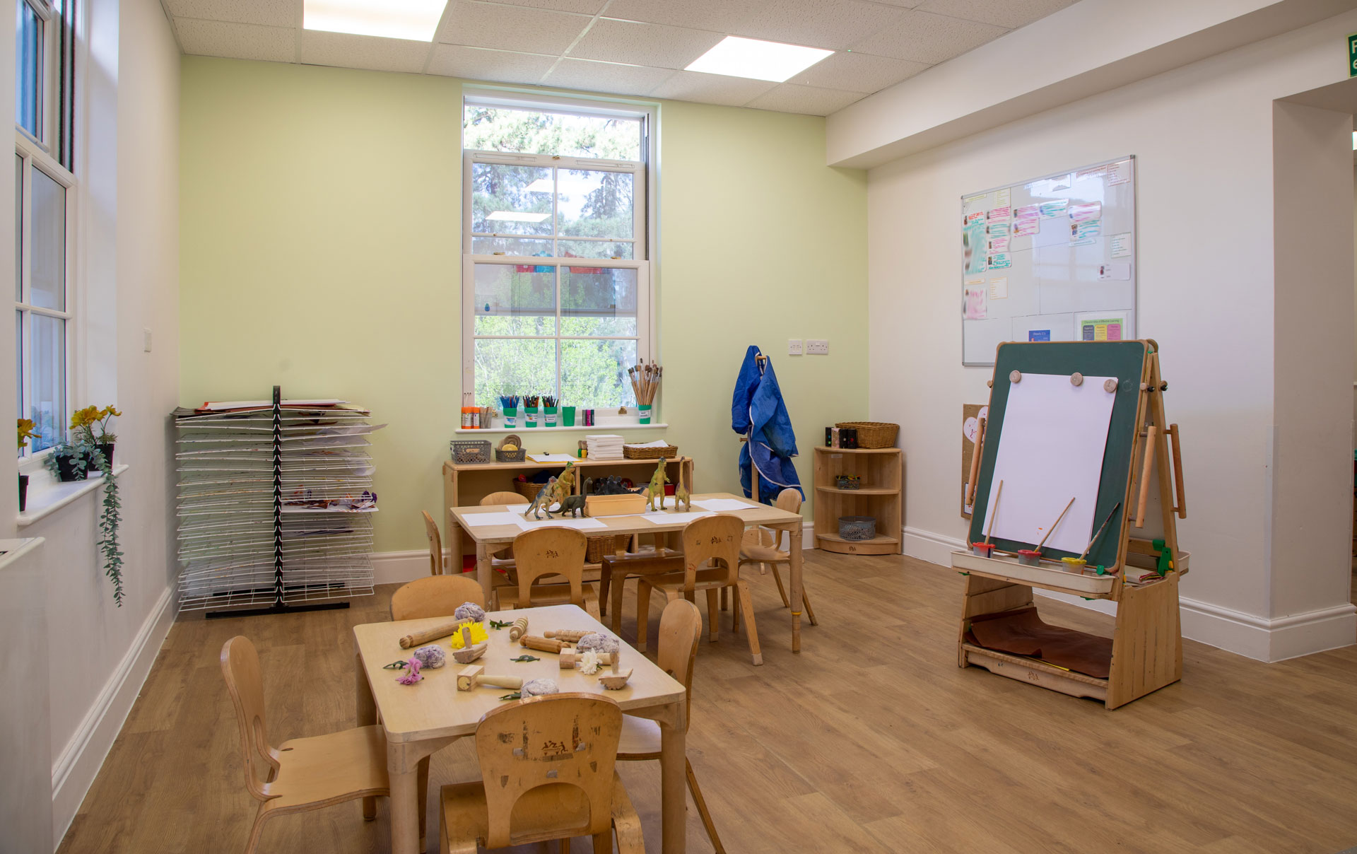Epsom Waltham House Day Nursery and Preschool Growing artists