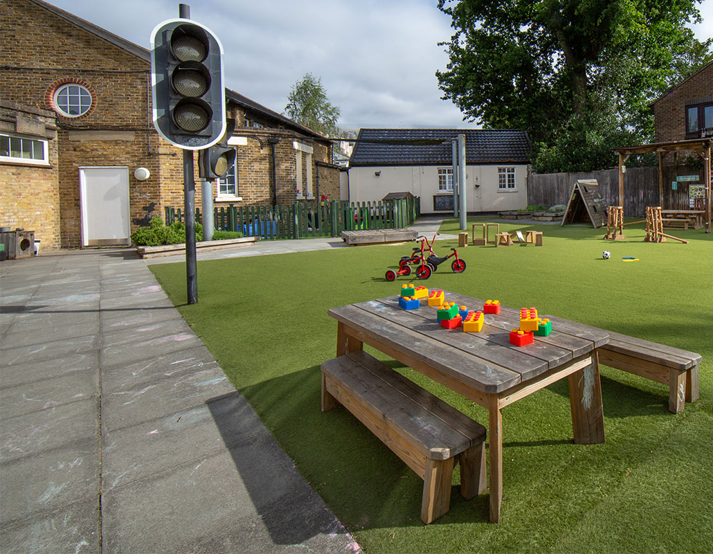 Kingston Victoria Road Day Nursery and Preschool - Garden