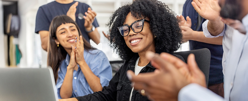 How to Advocate for Yourself as an Introvert: The Art of Presenting Your Wins